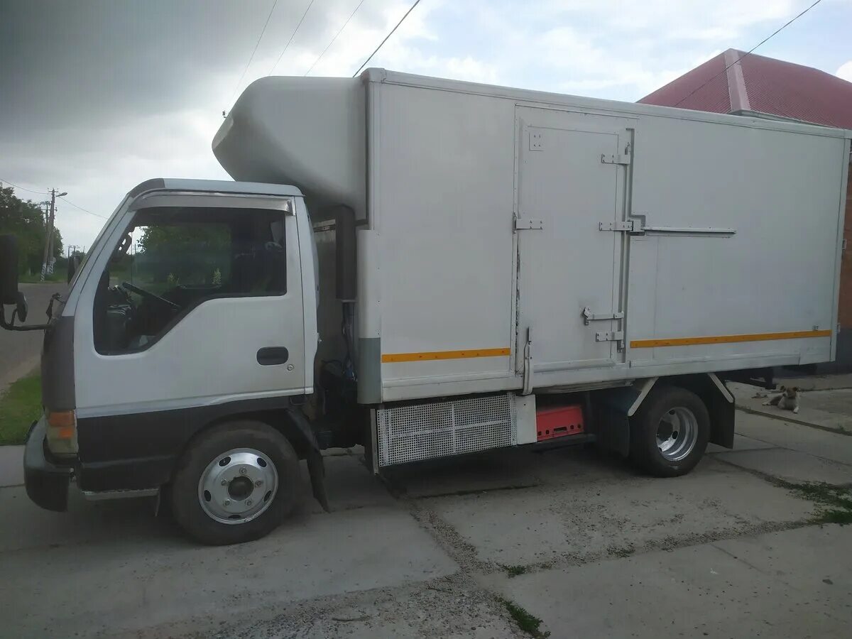 Исузу эльф рефрижератор. Isuzu Elf 1998. Исузу 1998. Isuzu Elf рефрижератор 2023.