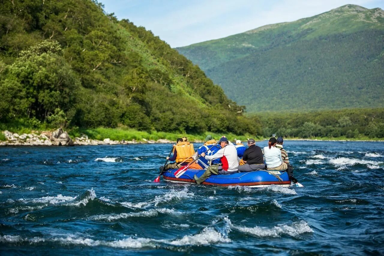 Сплав быстрые. Сплав река быстрая камчатка. сплав по реке быстрая камчатка. река быстрая малкинская камчатка. камчатка сплав по реке малкинская быстрая.