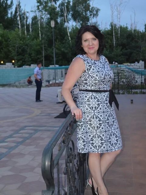 Женщина 46 лет. Женщины тольятти 45. Женщины за 45 тольятти. Девушка 45 лет. Девушки из тольятти с номерами телефонов.