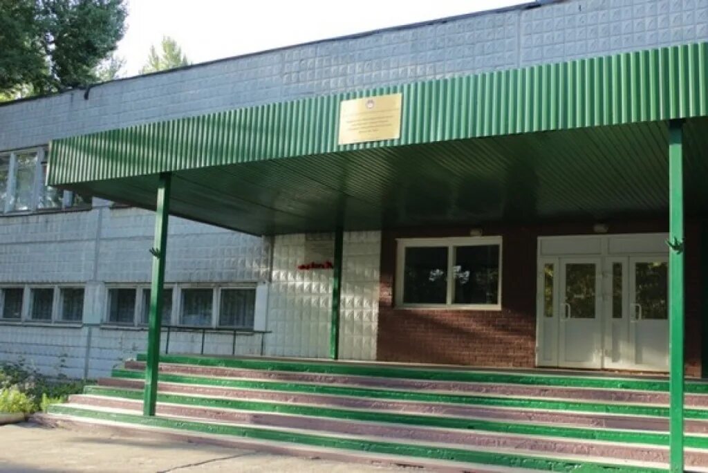 Омск школа 132 собельфельд. Омск школа 43 гимназия. Новая школа в омске в микрорайоне амурский-2. Образовательные учреждения города омска. Школа 2 омск.