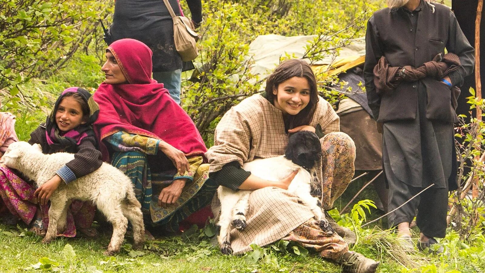 Кашмир люди. Жители Кашмира. Кашмир природа. Кашмир девушки. Индийские алу