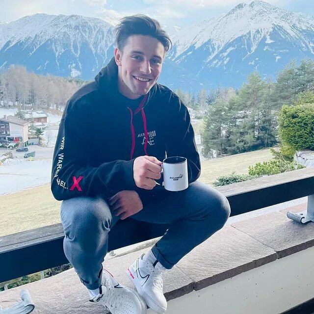 Alexander eder. Александр эдер рост. Александр эдер певец. Александр эдер певец. Едер александер.