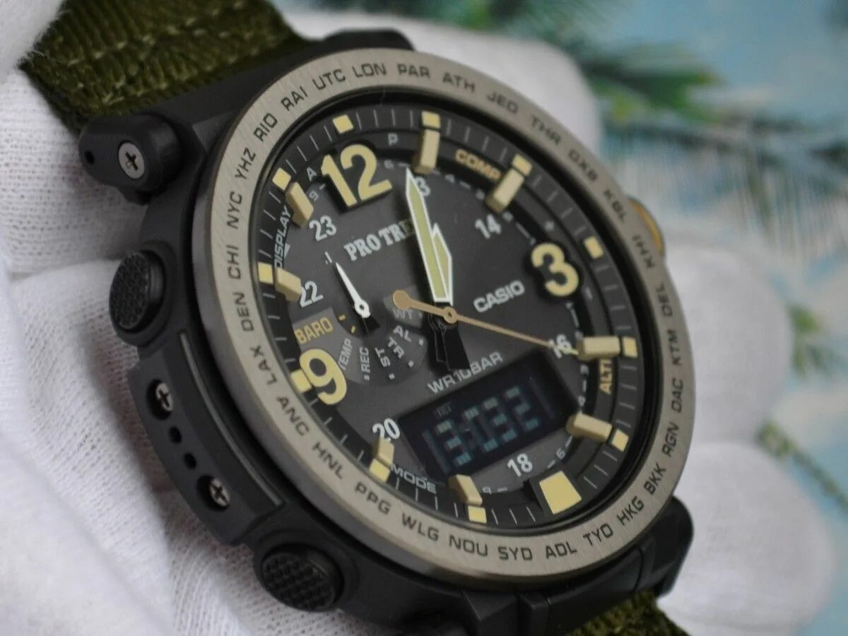 600 часов. 600 часов. 600 часов. Часы 600 на 600. 600 часов.