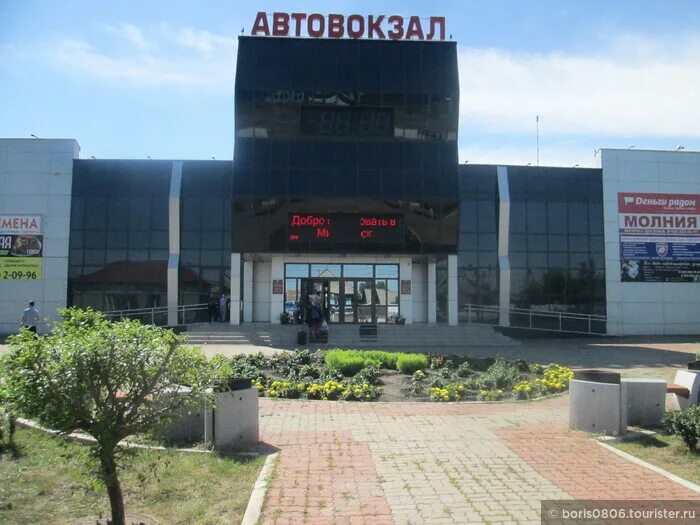 Автовокзал минусинск. Жд вокзал минусинск. Автовокзал минусинск. Территория автовокзала. Номер автовокзала лесосибирск.