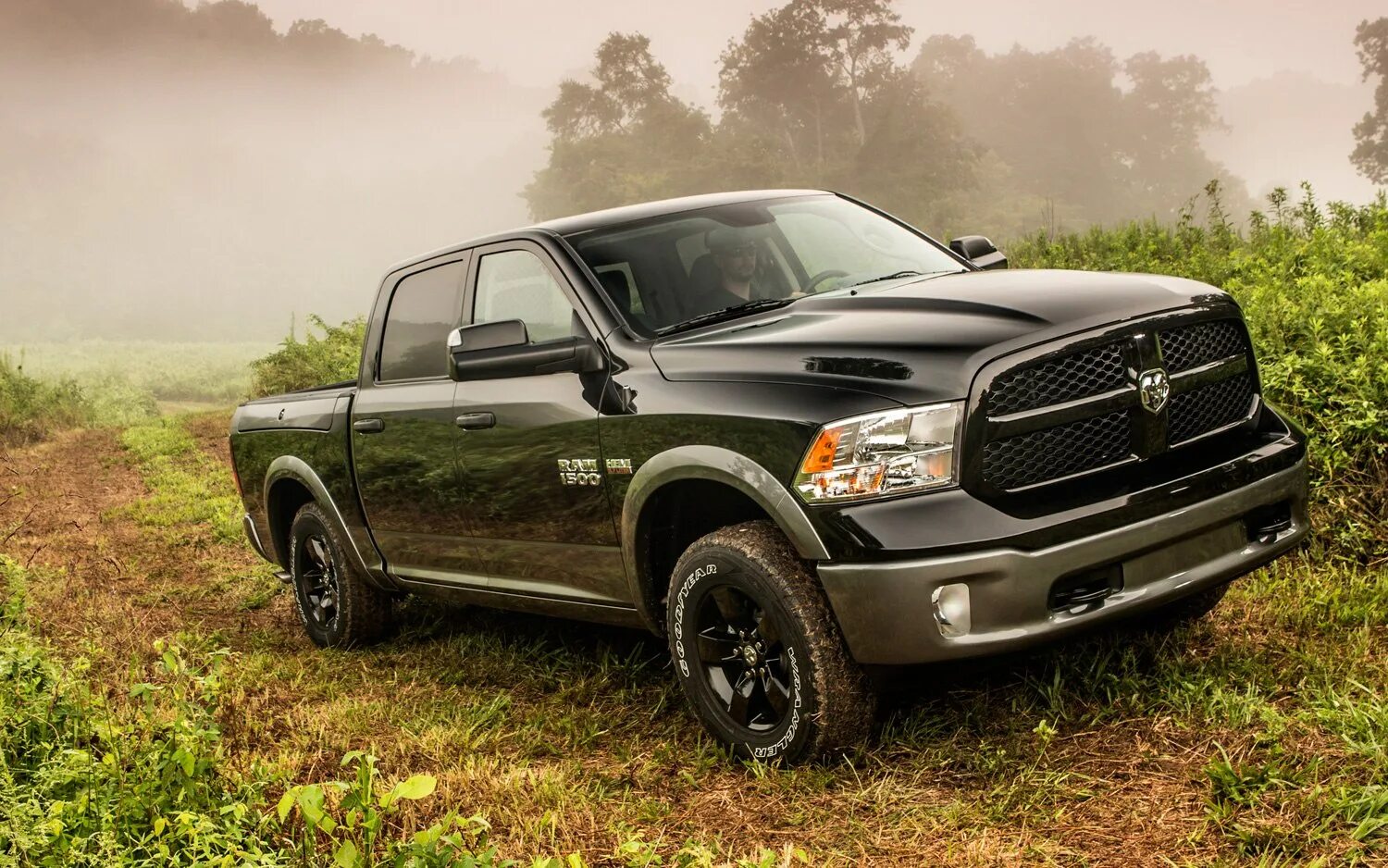 Н рам. Dodge ram 1500. додж пикап ram 1500. dodge ram 1500 2013. джип додж рам.