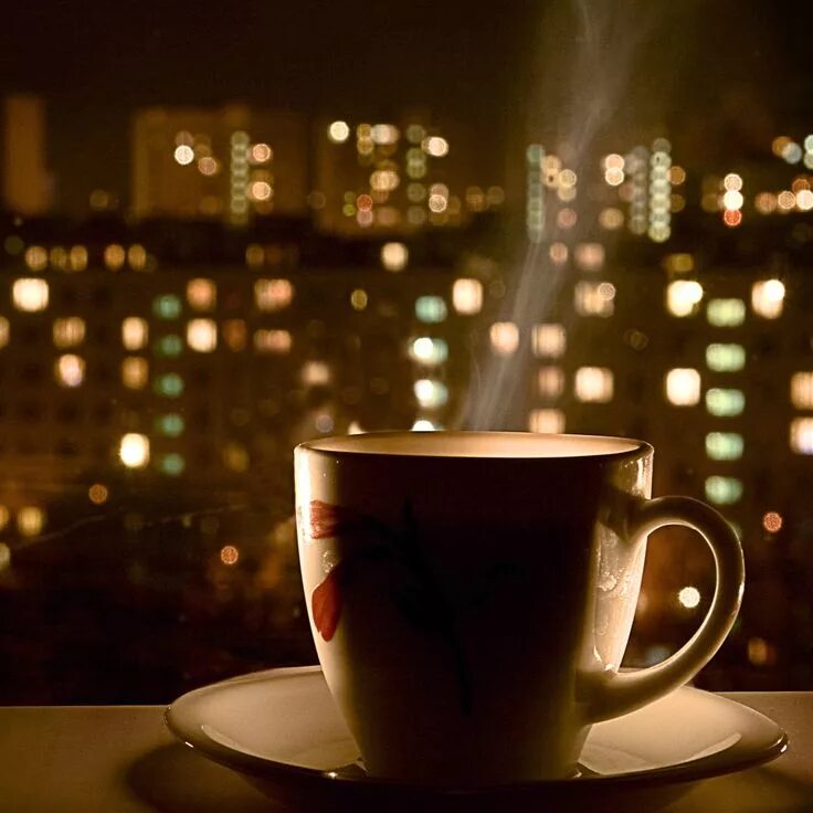 Night cup. Уютного вечера. Вечер с чашкой чая. Уютной ночи. Чашка кофе вечером.