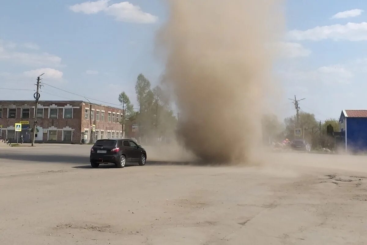 Пылевой Вихрь. Пылевой Вихрь в городе. Пылевой дьявол. Пыльный дьявол.