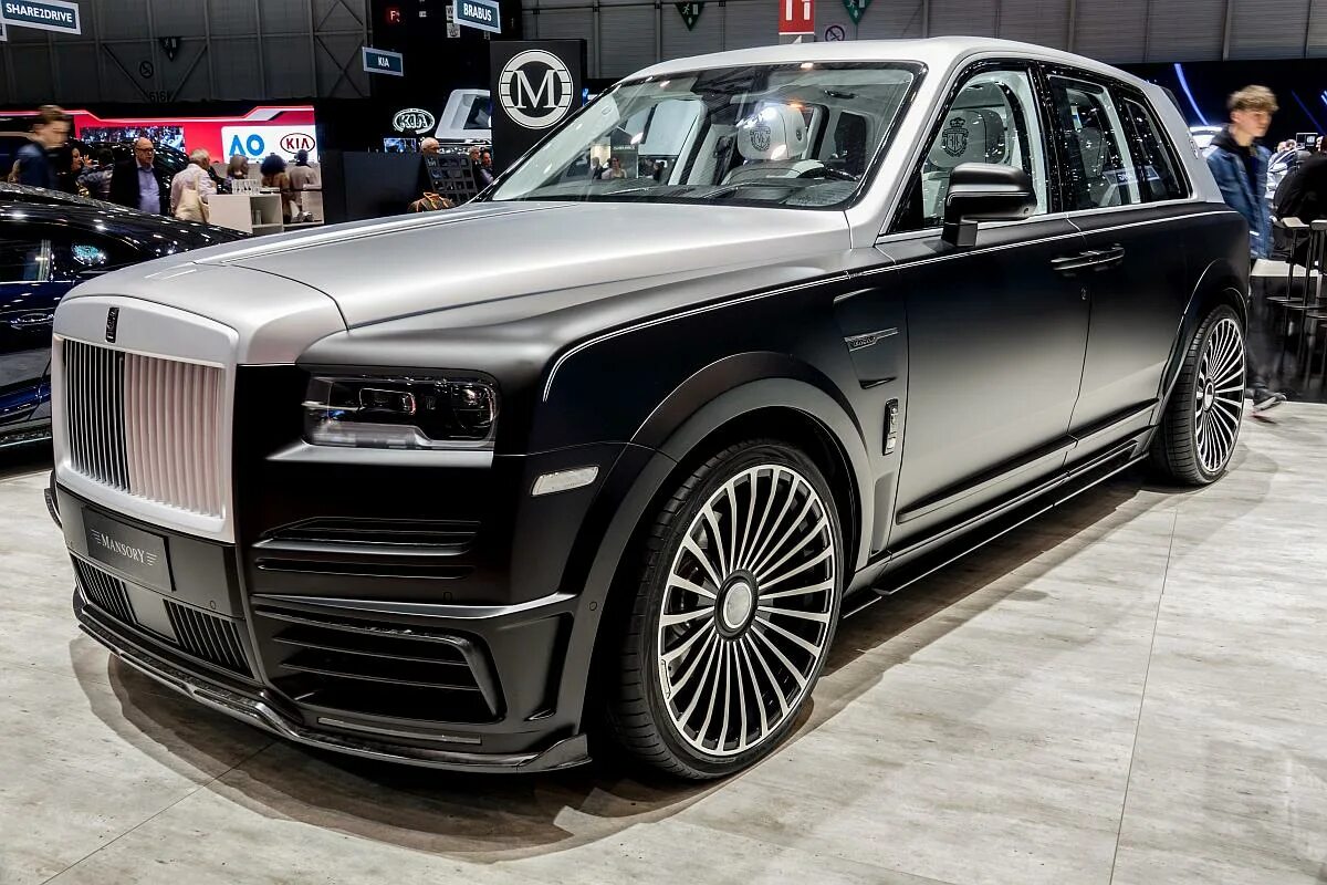 Роллс ройс мансори тамаева. Rolls royce mansory 2022. Rolls royce phantom 2015 mansory. Rolls royce ghost mansory 2022. Rolls royce phantom mansory.