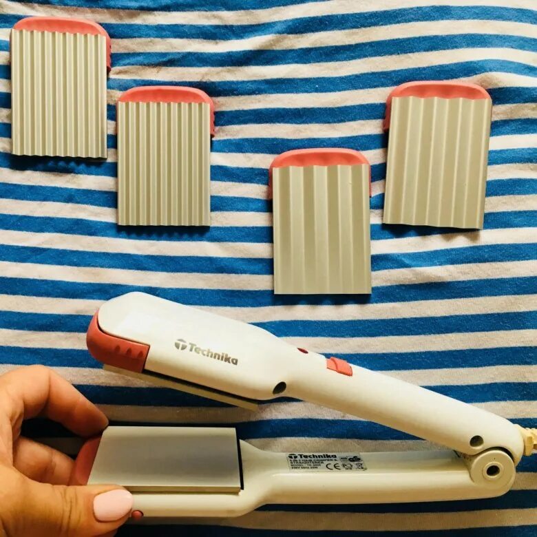 Утюжок riff. Гофре pullman 2014. Гофре для волос harizma in moldova. Гофре. Трендовые прически на новый год.