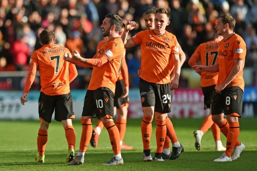 Прогноз на матч хартс. Dundee united. фк хартс. данди футбол клуб. данди - хартс футбол фото.
