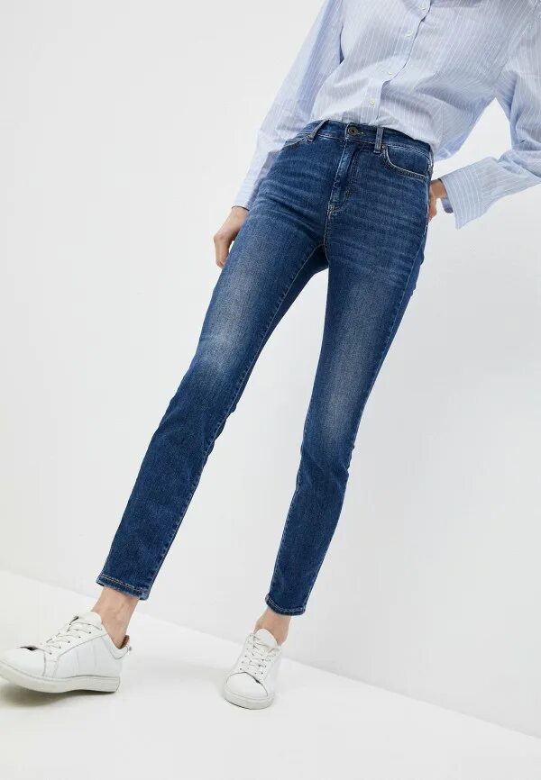 Джинсы max mara weekend angolo. Weekend max mara джинсы клёш. Max mara denim. Джинсы max mara weekend angolo. Weekend max mara джинсы клёш.