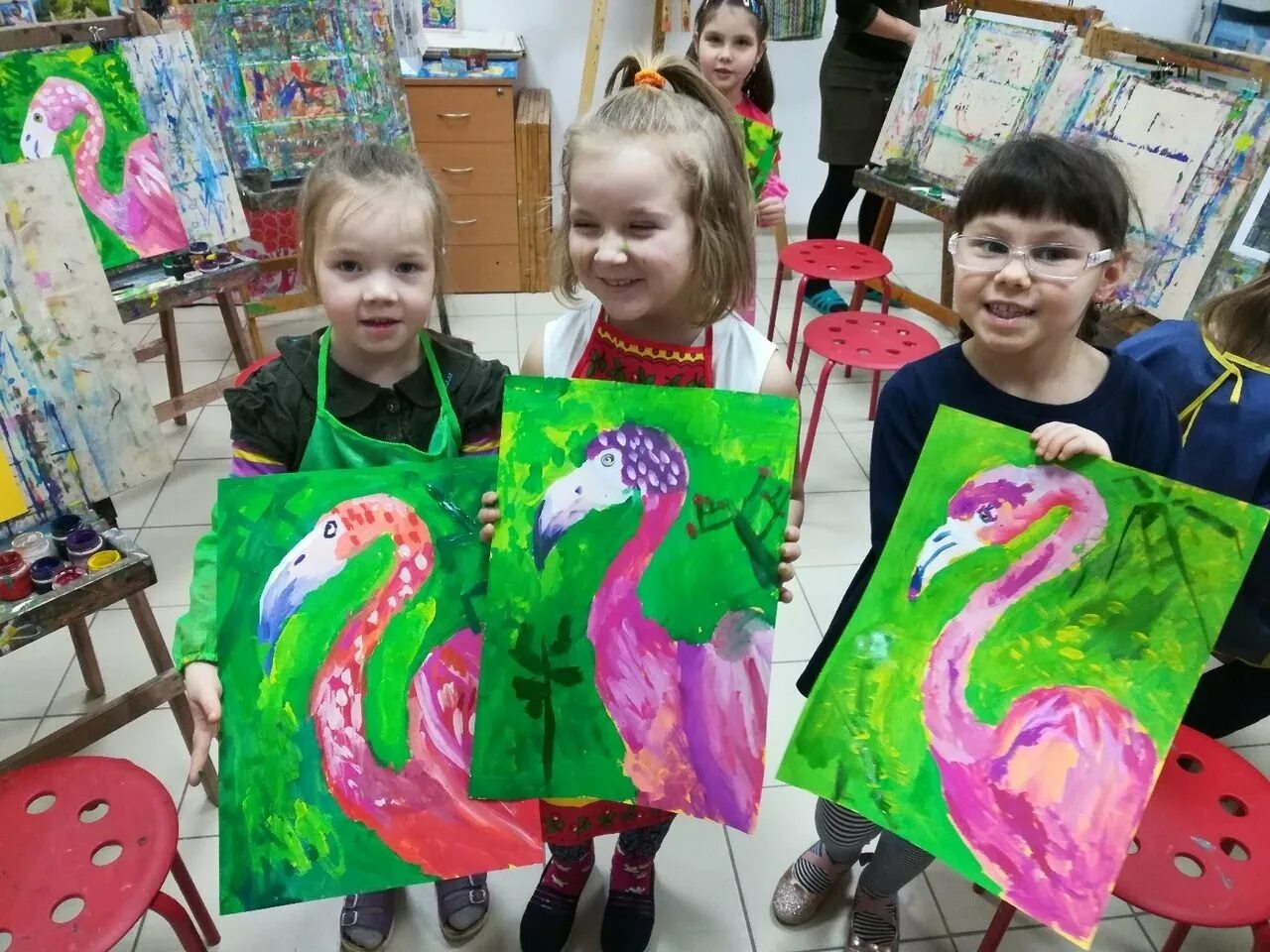 Изо кружка. Рисование с детьми изостудия. кружок изо. изо для дошкольников. кружок рисования для детей.