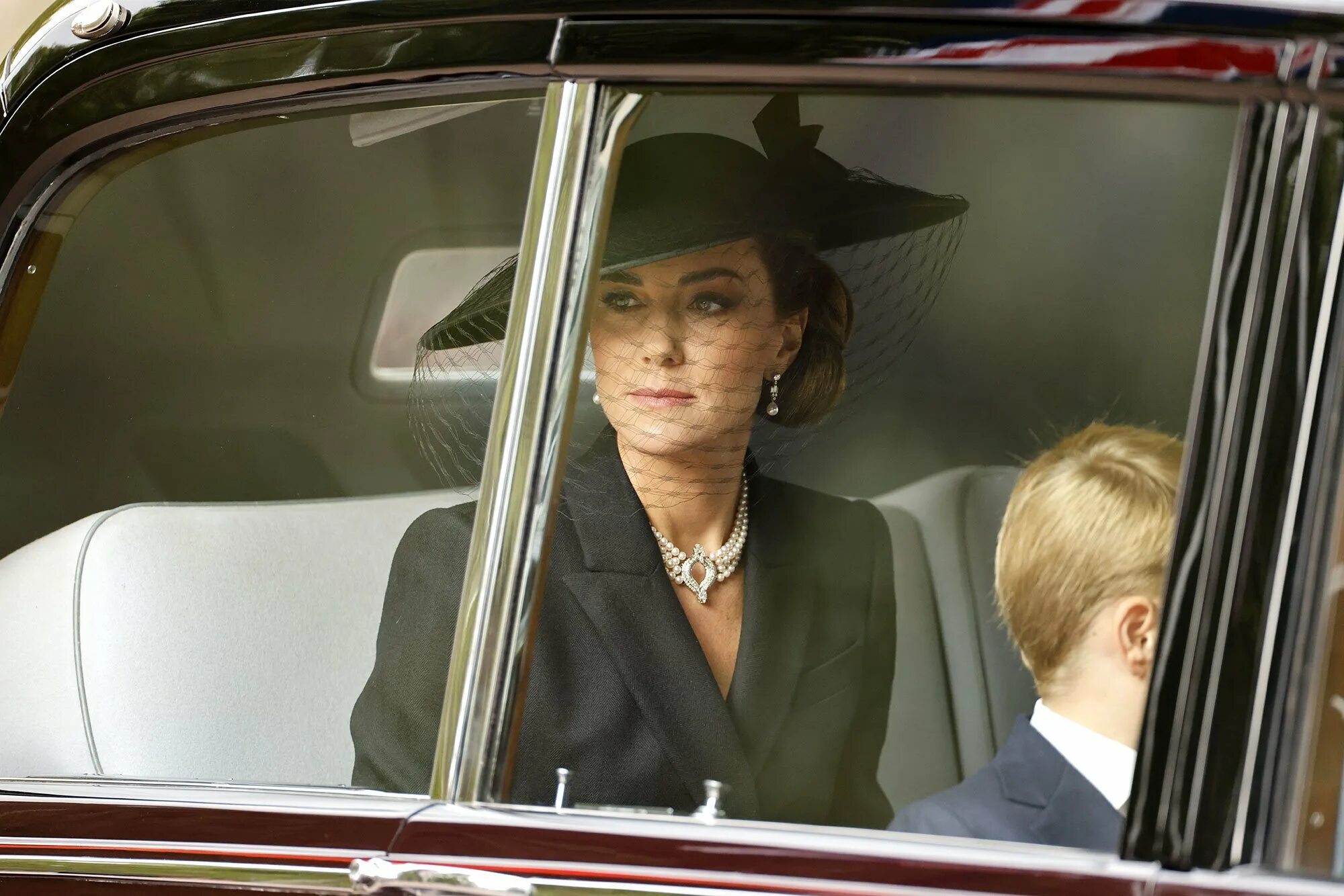 Кэтрин принцесса Уэльская 2022. Принцесса Уэльская Кэтрин Миддлтон. Кэтрин Уэльская в 2022. Кейт Миддлтон на похоронах королевы. Принцесса уэльская март 2024