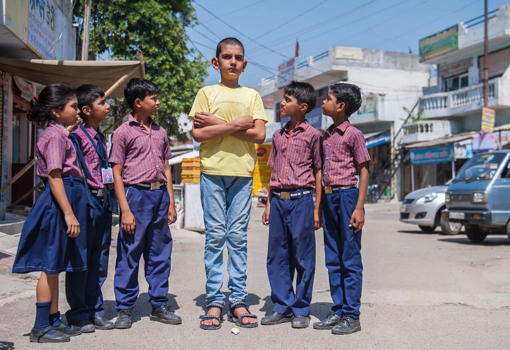 Выше детка. Самый высокий ребенок в мире Каран Сингх. Каран Сингх рост 2020. Каран Сингх рост в 8 лет.