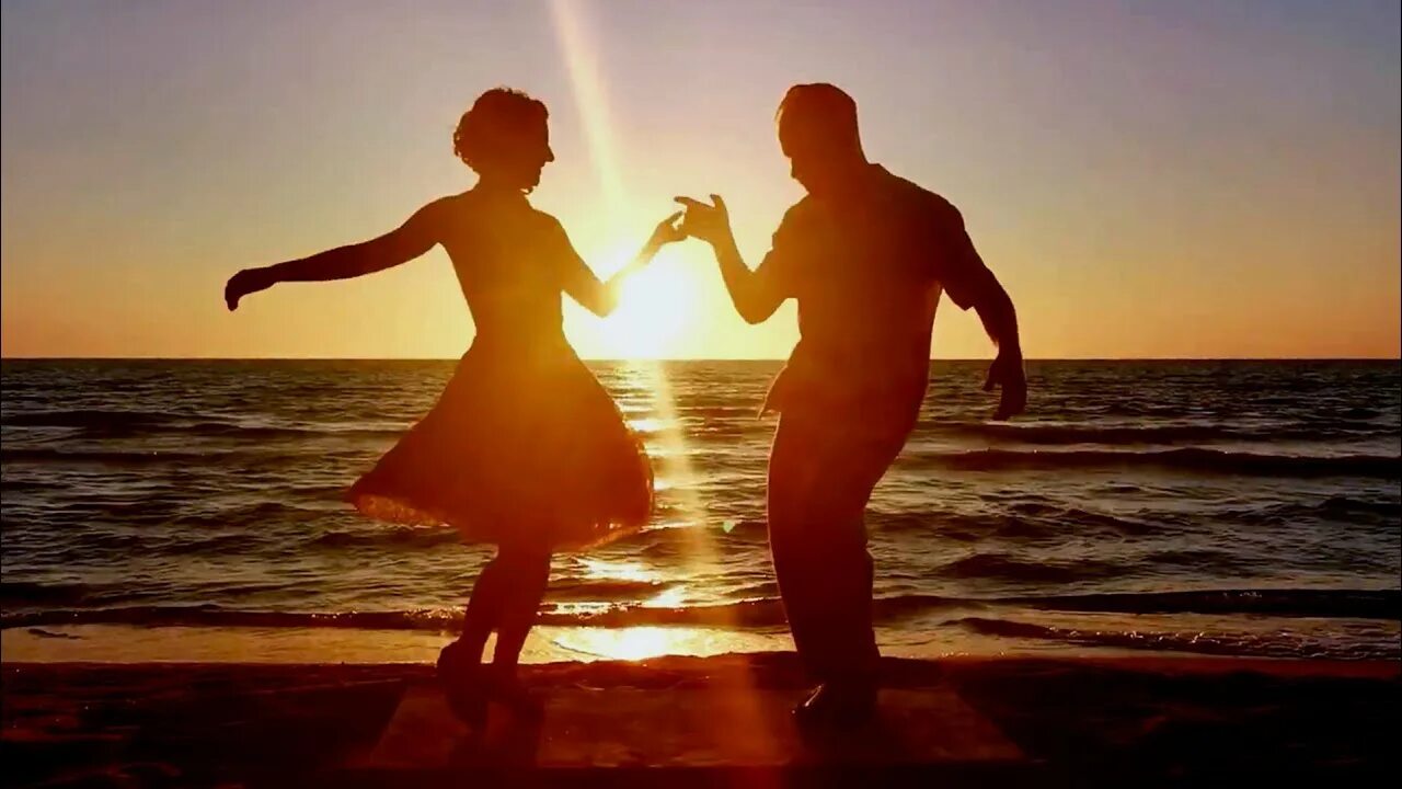 Твист эгейн слушать в лучшем исполнении. Твист танец. twist dance. встречать твистом. let&#039;s twist again dancer.