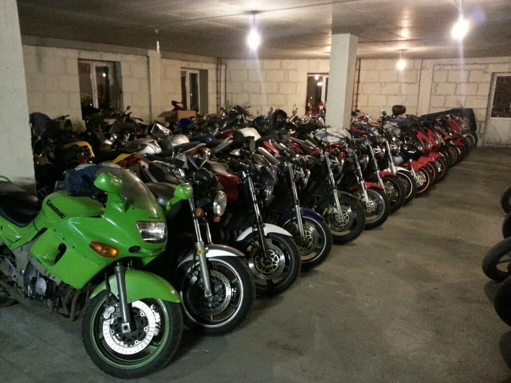 сузуки спорт турист 600 кубов. мотоцикл aprilia rs 50. продажа мотоциклов. сузуки байк 600 кубов. мотосалон мегамото.