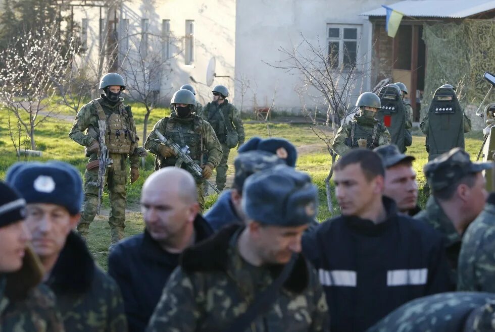 Захват 2014 год. Штурм Бельбека 2014. Штурм Бельбек ССО. Крым 2014 военные Бельбек. Вежливые люди Бельбек.