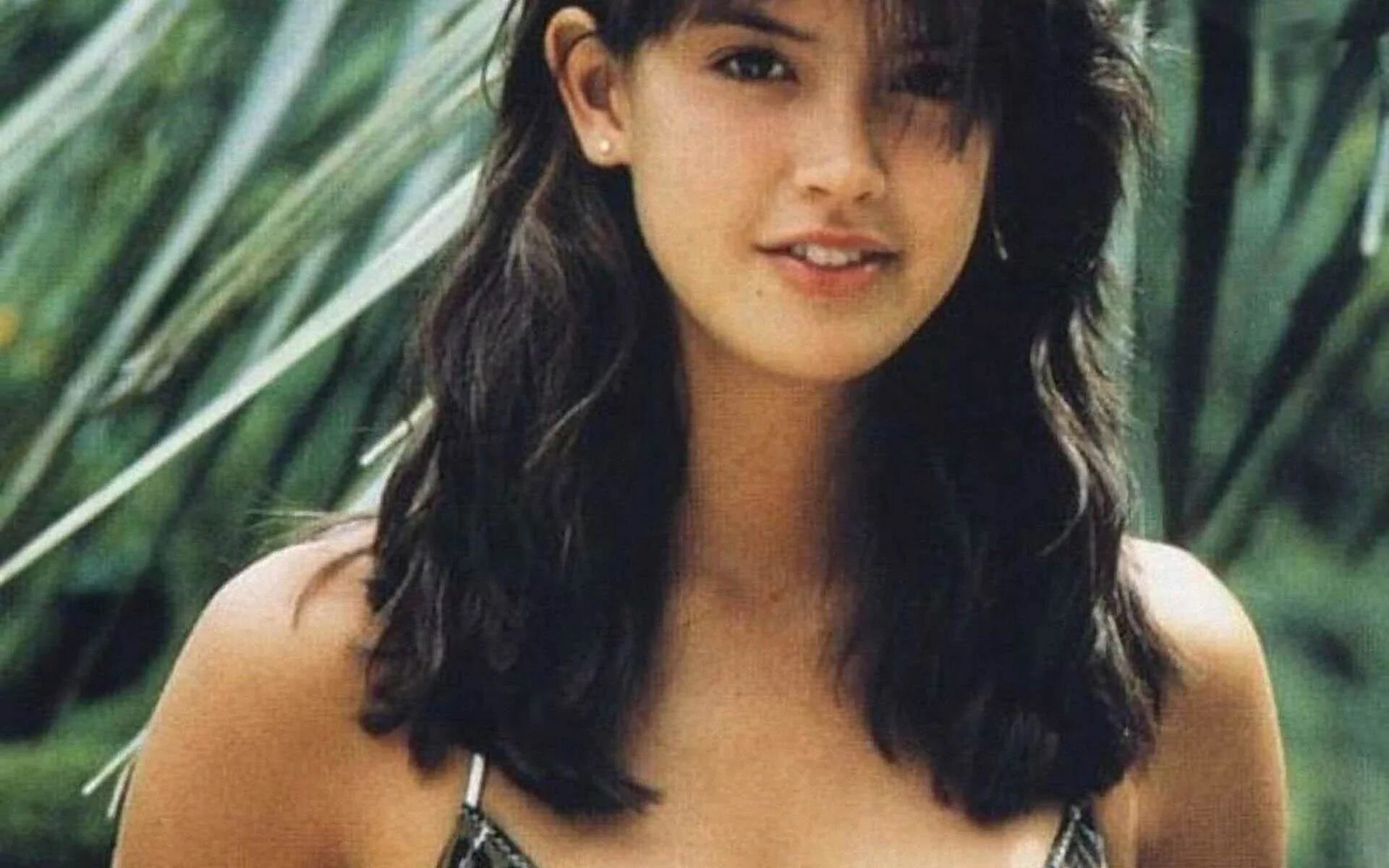 Phoebe cates