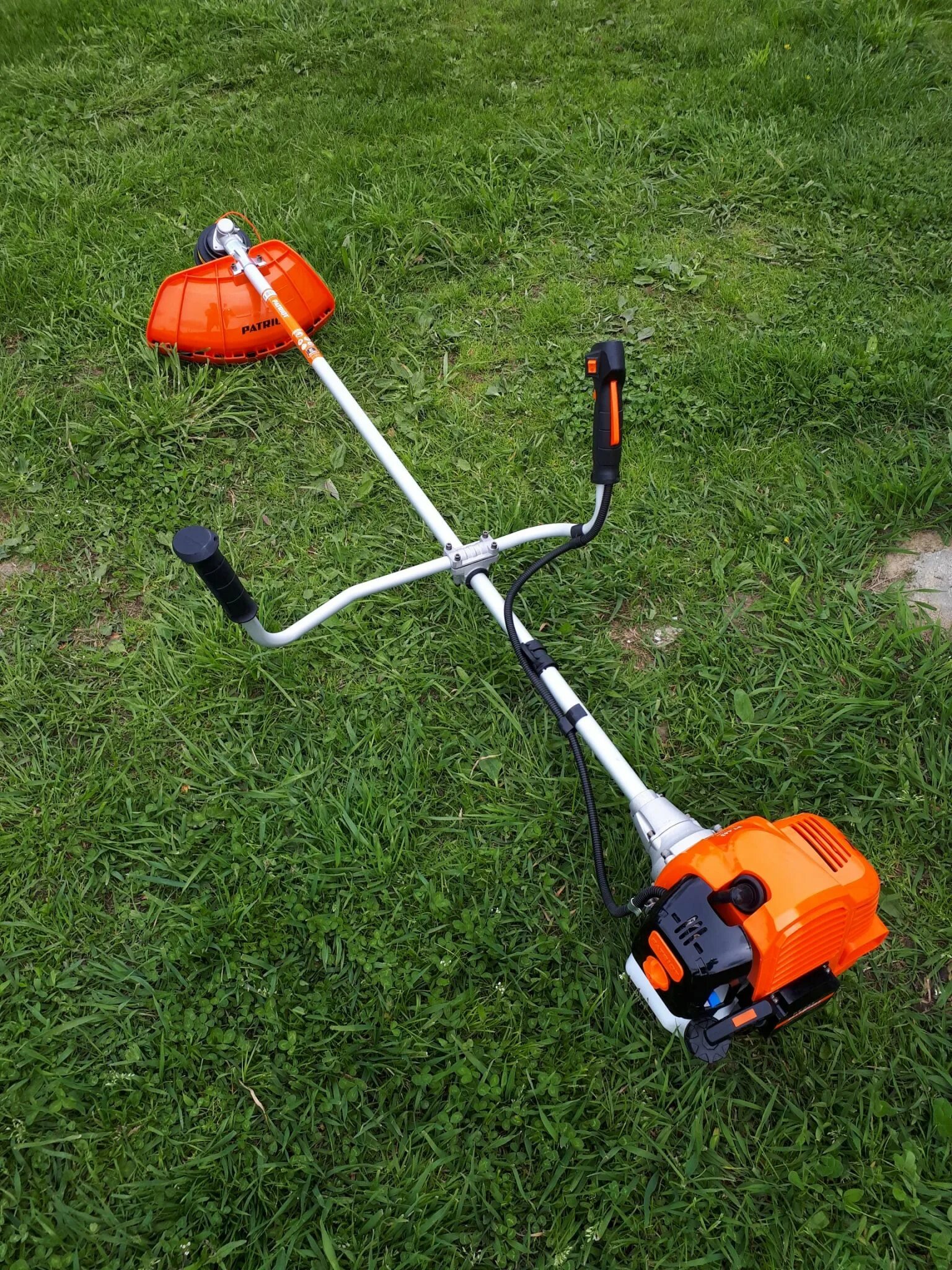 Бензиновая газонокосилка patriot pt 4355. Бензотриммер pt. Patriot pt 3055. Бензотриммер patriot pt 545. Триммер бензиновый patriot pt 3555es country 1,8 л.