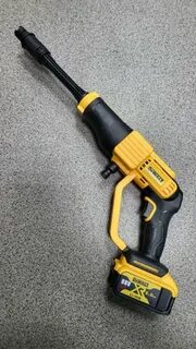 Портативная аккумуляторная мойка dewalt dcpw550