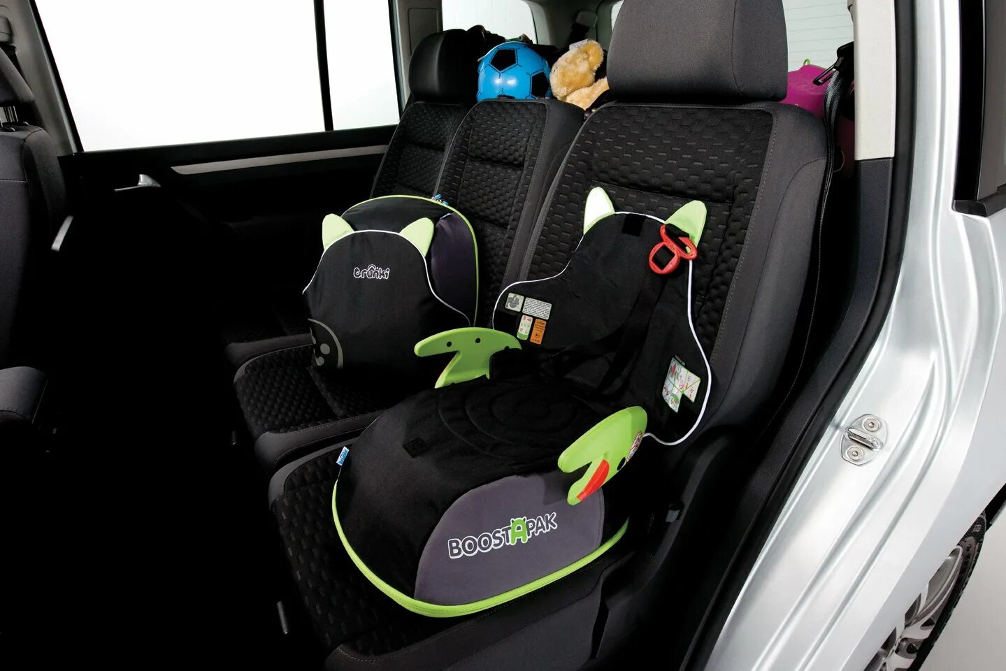 Газовый баллончик тк перцовка 65 мл. Газовый баллончик в лицо. Со скольки лет можно использовать перцовый. Перцовый баллончик prosecure. Газовый баллончик распыляют.