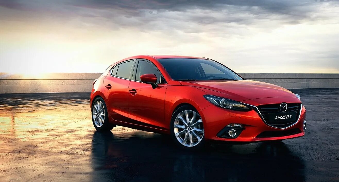 Мазда 3 хэтчбек красная новая. Мазда 3 хетч. Mazda 3 хэтчбек 2022. Красная машина Мазда 3. Мазда красная купить