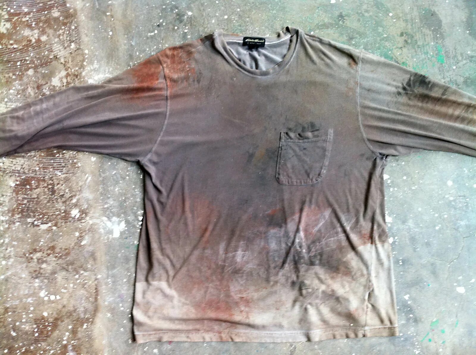 Порванная ткань. Рваная рубашка. Balmain коллекция 2010. Рваная одежда 6. Платье с рваными краями.