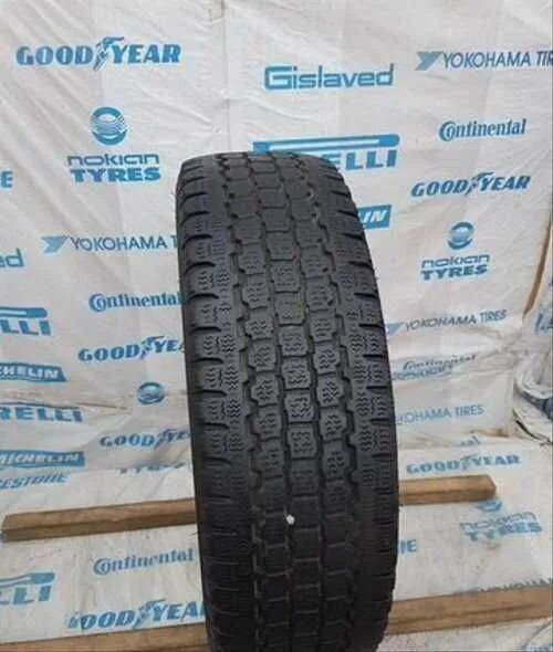 Зимняя резина 215 75 16. Резина ёкохама зима 215 75 16. Автомобильная шина Bridgestone Blizzak w800 215/75 r16 116q зимняя. Резина Бриджстоун 185/75/16с купить.