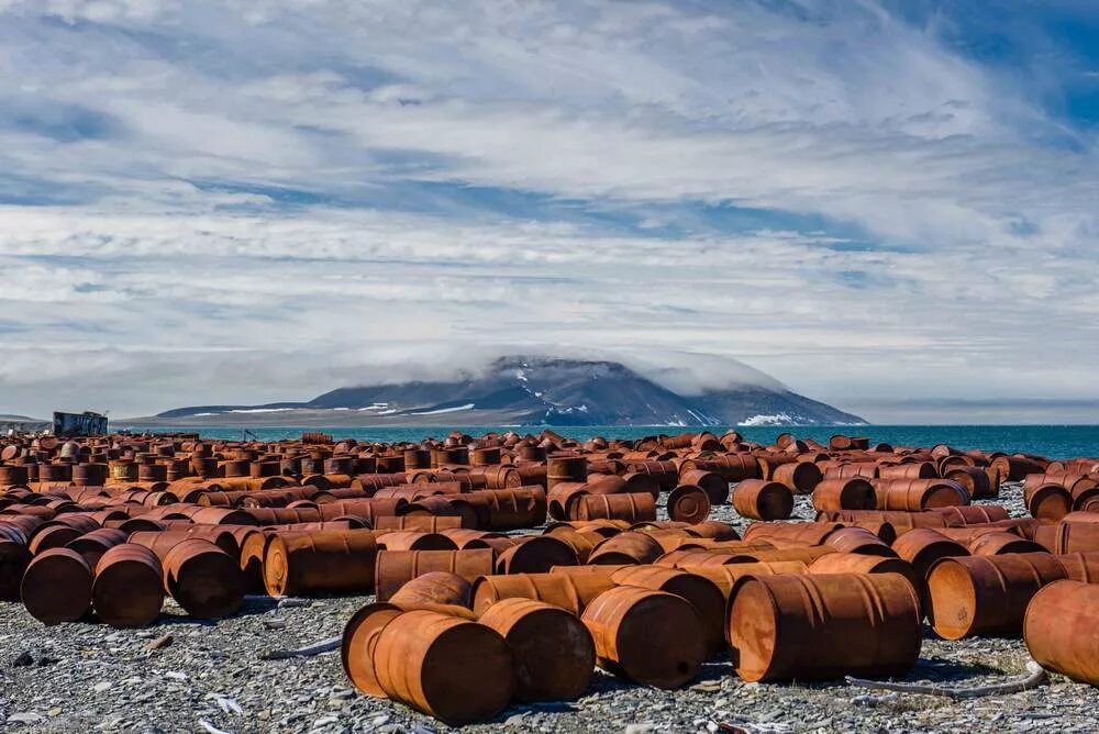 Загрязнение чукотского моря. Чукотское море экологические проблемы и их решения. Чукотское море характеристика. Экологические проблемы морей россии. Проблема каспийского моря и пути решения.