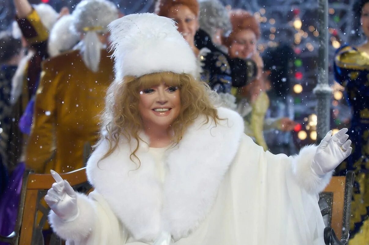 Алла пугачева 2023. Алла пугачева 1980. Алла пугачёва. Пугачева выступит на новый год. Алла пугачева.