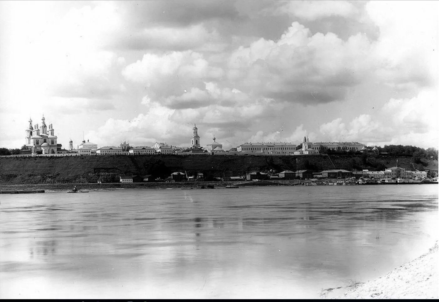 Старый Киров река Вятка. Лобовиков Вятка. Фотограф Лобовиков Вятка. Старый город Киров Вятка.