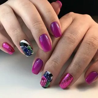Малиновые ногти