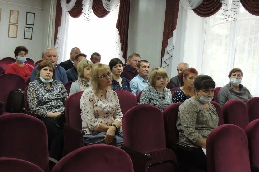Главы краснозерского фото. Семенова краснозерское последние новости. Семенова краснозерское последние новости. Семенова краснозерское последние новости. Корреспонденты краснозерской нови коллектива.