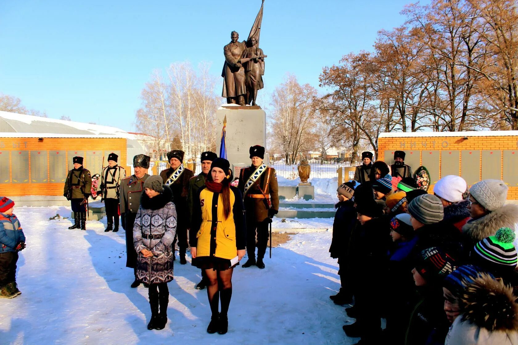 Погода уразов. Село Двулучное Валуйского района Белгородской. Освобождение поселка Уразово Белгородской области. День освобождения Валуек. Село ЛАВЫ Валуйского района.