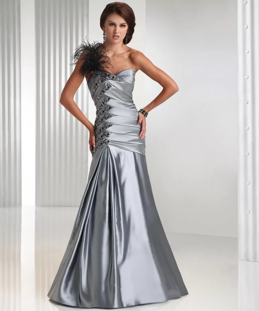 Красивейшие атласные платья. Элегантные вечерние платья. Платье серебристое вечернее. Платье атласное вечернее. Вечернее платье стального цвета.