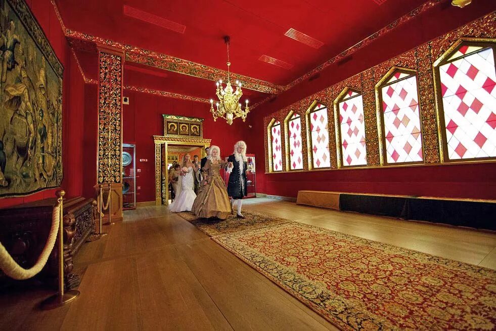 дворец бракосочетания царя алексея михайловича. дворец алексея михайловича в коломенском внутри. интерьеры коломенский дворец алексея михайловича. дворец царя алексея михайловича в музее-заповеднике коломенское. коломенское залы.