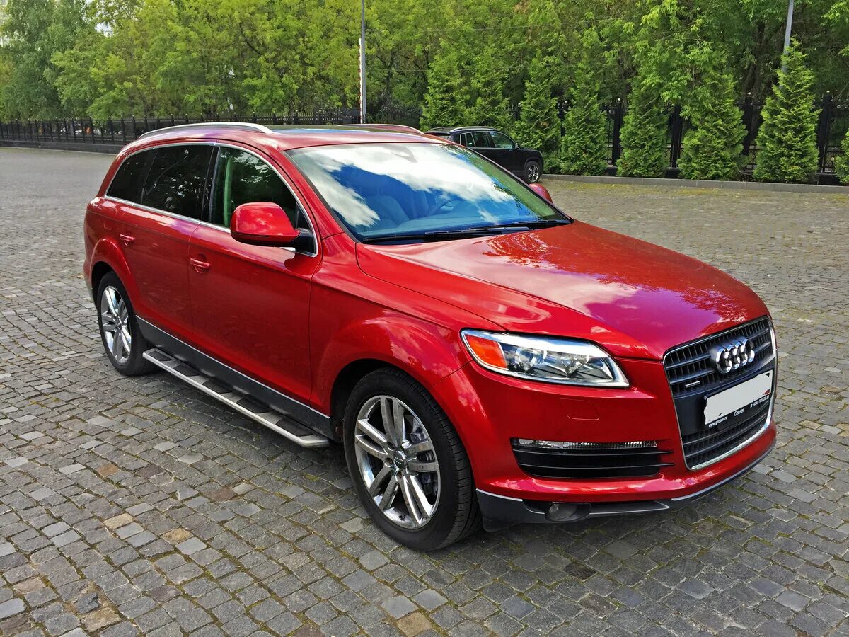 Ауди ку 7 купить бу. Audi q7. Audi q7 Red. Ауди q7 q. Ауди q7 Вишневая.