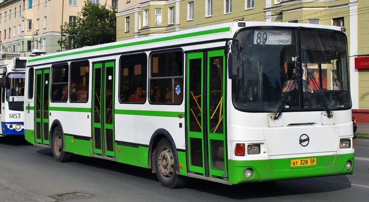 Волжанин 5270-10-07. Пенза автобус 165 маршрут. Маршрут 165 автобуса пенза. 165 автобус. Автобус 165 москва.