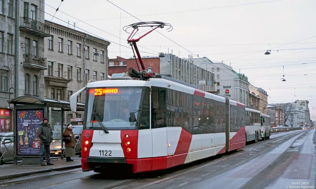 Сколько трамваев в спб. Лвс-2005 спб. трамвай лвс 2005. трамвай 71-152 лвс-2005 санкт петербург. 25 трамвай санкт петербург.