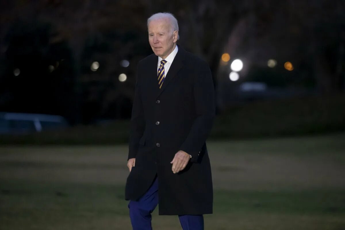 Делавэр байден. Джо байден. Байден. Байден развалит сша. Джо байден.