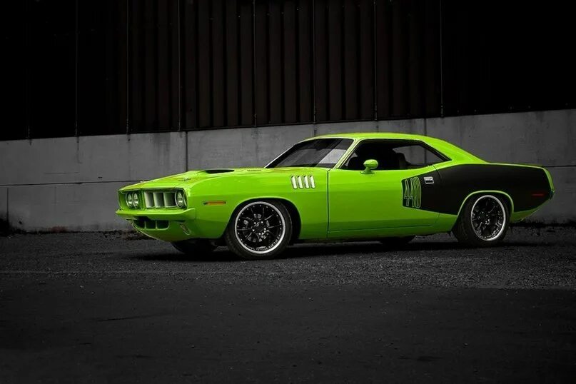 Plymouth Хемикуда огонь. Диски muscle car. Кислотный Маслкар. Muscle car однотонный фон.