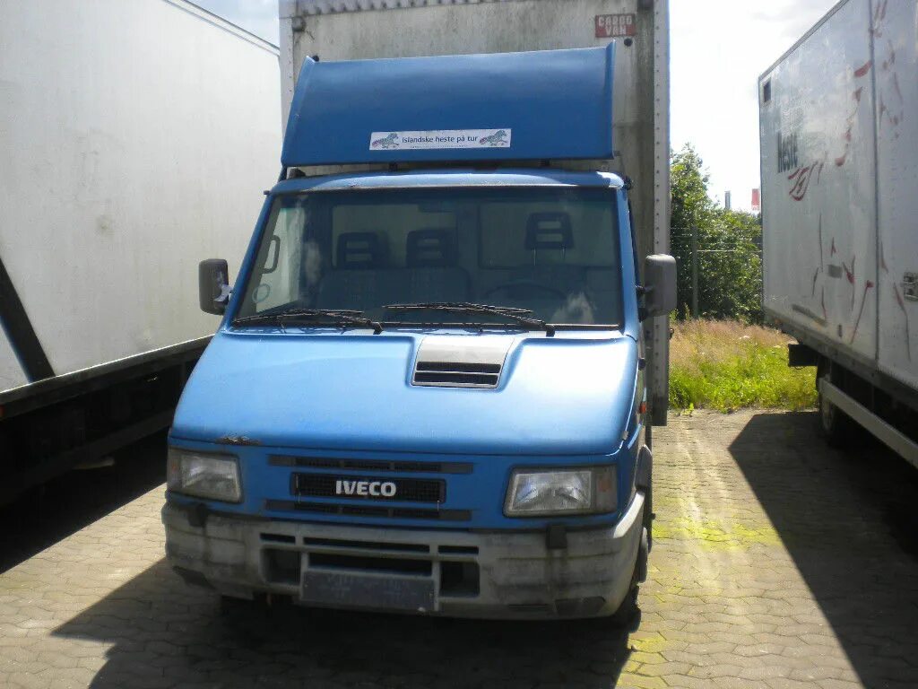 Кабина ивеко дейли. Ивеко 35-10. Iveco Daily 35 10. Iveco Turbo Daily 35-10. Кабина Ивеко Дейли 2.