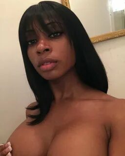 alt="Instagram Live Model Paris Lee Naked. h_1280" width="55...