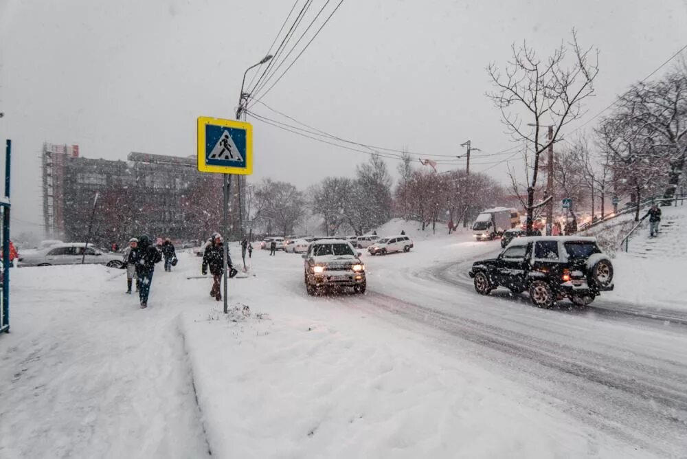 Снегопад в Артеме. Погода в Артеме.