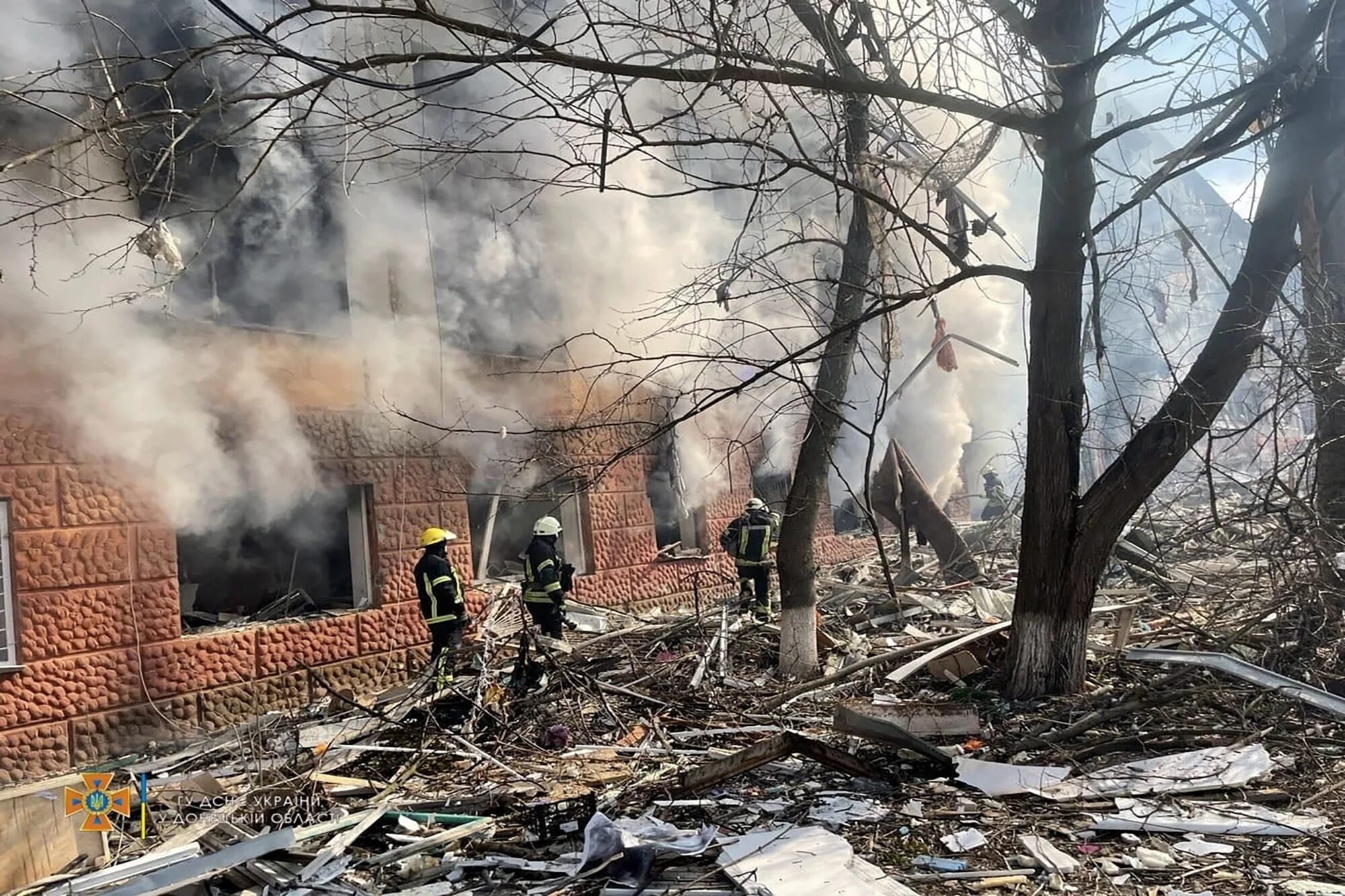 Обстрел Краматорска 18.03.2022. Донбасс Авдеевка. Мариуполь после обстрела 2022. Новости россии обстрелы украины сегодня