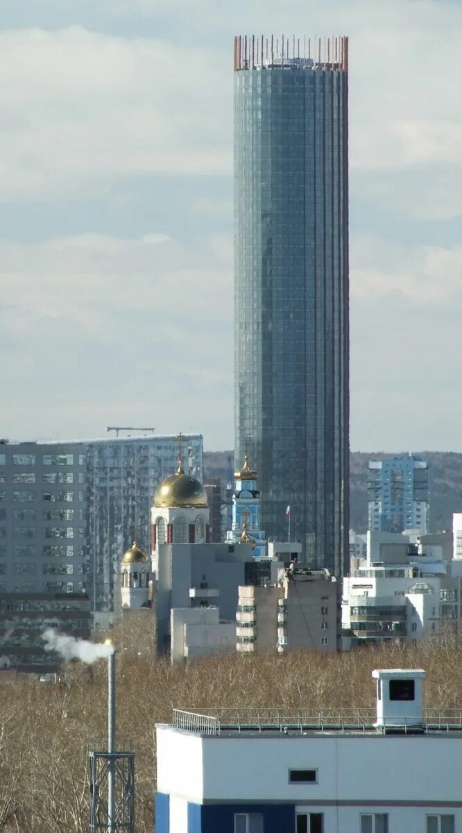 Самая высокая точка Екатеринбурга. 11 Этаж. Самая большая точка в Екатеринбурге. В Екатеринбурге небоскреб в аварийном состоянии.