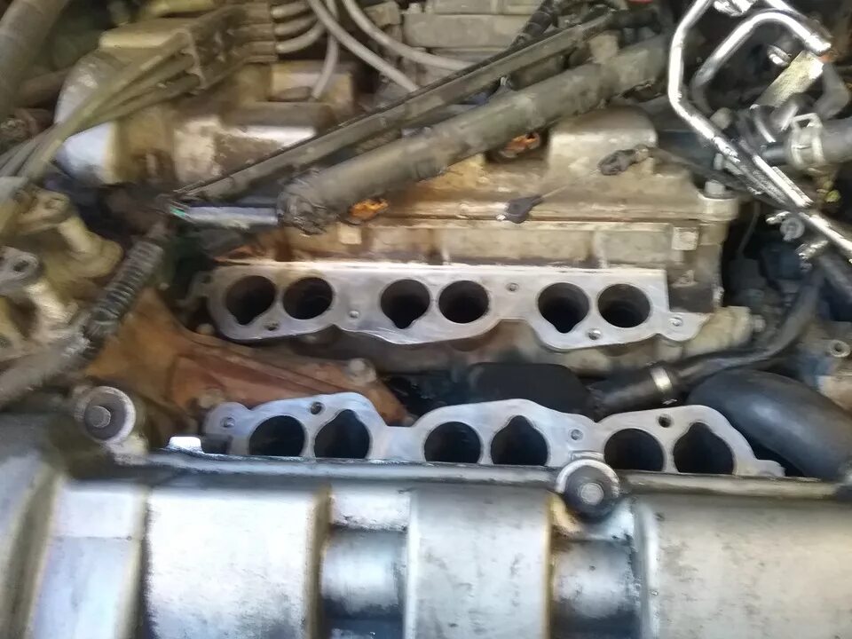 Как снять форсунки мазда мпв Замена форсунок Mazda MPV II, 2 л, 2003 года своими руками DRIVE2
