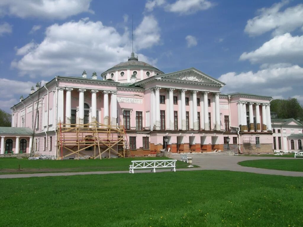 Шереметьев останкино. Московский музей‑усадьба "Останкино". Дворец Шереметьева в Останкино. Усадьба Шереметевых Останкино в Москве. Усадьба графа Шереметьева в Останкино.