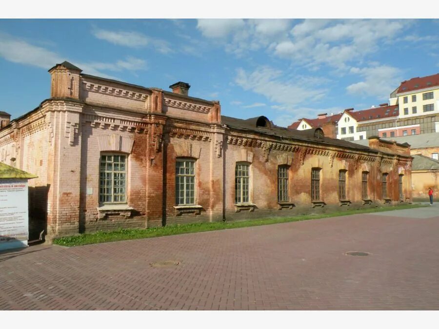 Омская крепость столовая батальона. Партизанская 5а лит у омск. Омская крепость омск. Омская крепость 2024 фото. Улица партизанская омск.