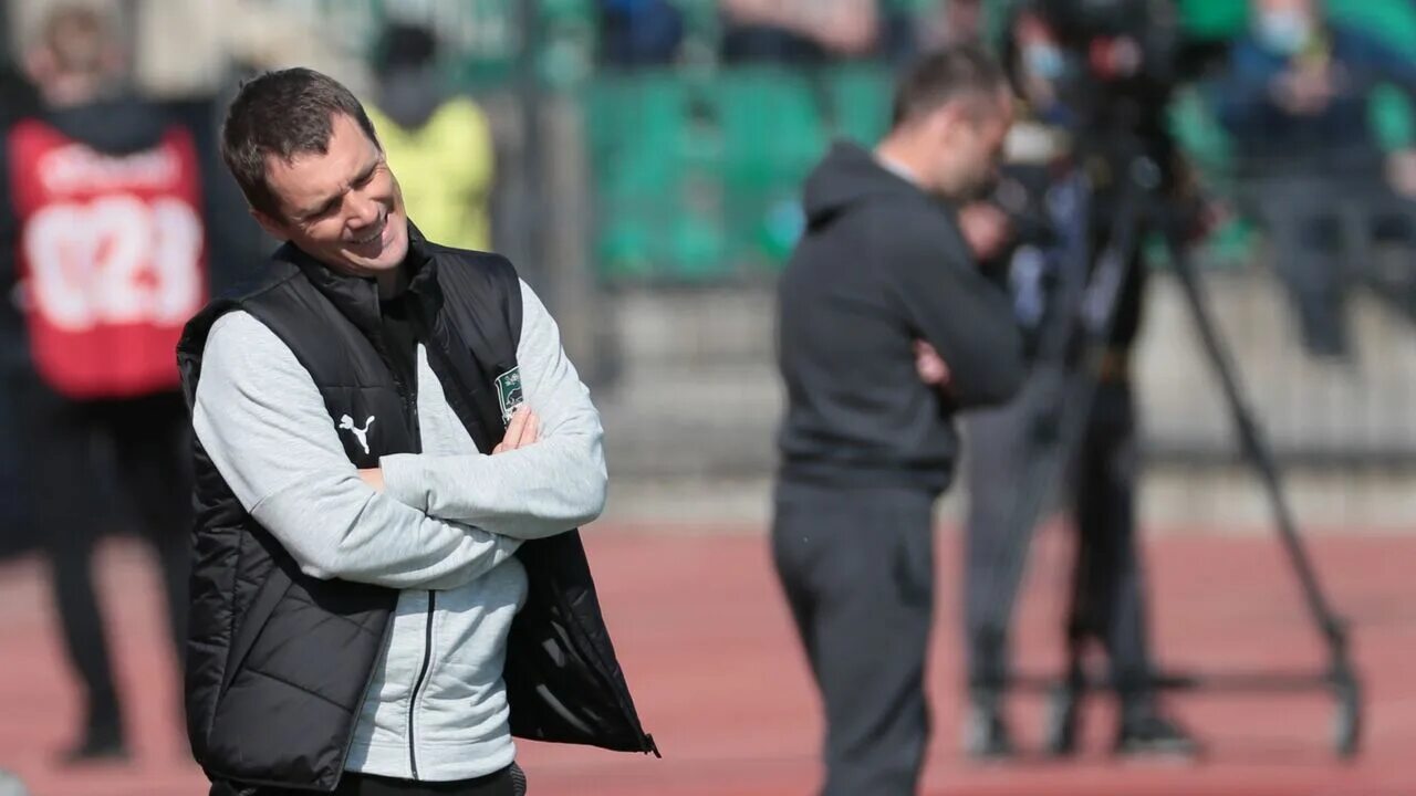 Гончаренко краснодар. Тренер фк краснодар гончаренко. Гончаренко краснодар. Гончаренко краснодар. Гончаренко краснодар.